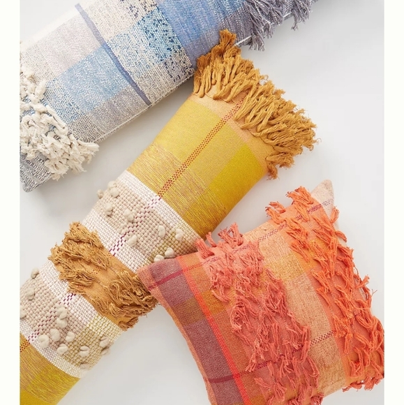 Anthropologie All Roads Bloomfield pillow- yellow - Picture 5 of 10